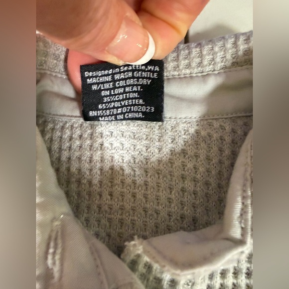 Little Bipsy Size 18-24MO Gray Waffle Thermal Button Up Shirt Toddler Baby - Picture 4 of 9